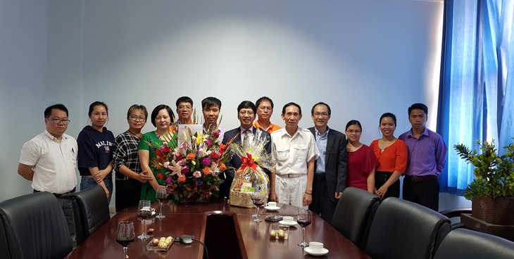 Feier zum 74. Gründungstag der vietnamesischen Volksarmee in Mosambik und Tansania   - ảnh 1