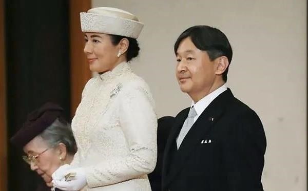 Reiwa-Ära in Japan: Naruhito besteigt den Chrysanthementhron - ảnh 1