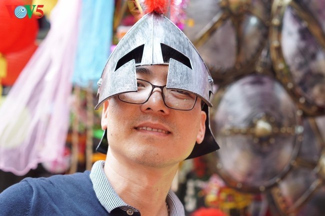 Zurück zur Kindheit anlässlich des Mittherbstfestes auf der Straße Hang Ma - ảnh 11