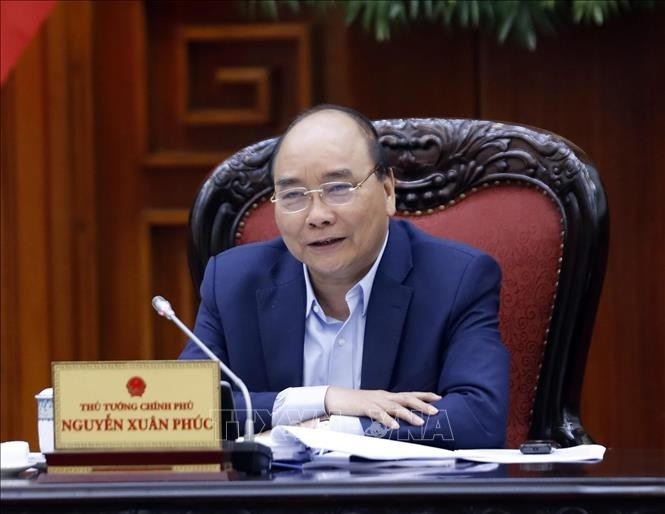 Premierminister Nguyen Xuan Phuc leitet Sitzung der Unterabteilung für Wirtschaft und Gesellschaft - ảnh 1