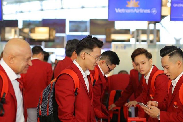 Die vietnamesische Sportdelegation ist für SEA Games auf den Philippinen eingetroffen - ảnh 1