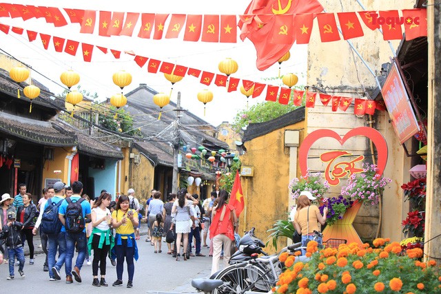 Kulturveranstaltungen zum traditionellen Neujahrsfest Tet in der Altstadt Hoi An - ảnh 1