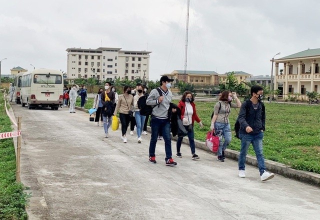 Covid-19-Epidemie: Vietnams Provinzen halten streng die Isolation - ảnh 1