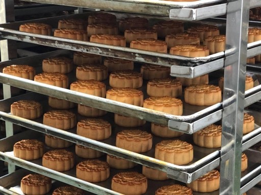 Mondkuchen Vietnams während der Integration - ảnh 1