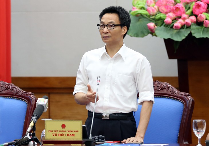 Vize-Premierminister Vu Duc Dam nimmt an der Preisverleihung des Wettbewerbs für Startup-Frauen teil - ảnh 1