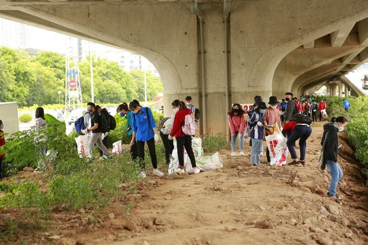 Bewusstsein zum Schutz der Umwelt der Hauptstadt verändern - ảnh 1