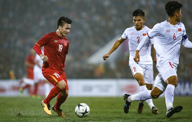 Cong Phuong, Quang Hai und viele andere Sportler stehen kurz vor der Impfung mit dem Covid-19-Impfstoff - ảnh 1