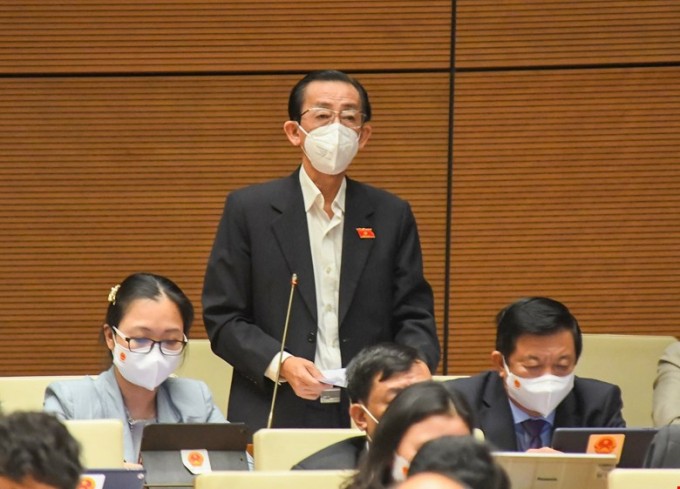 Die Regierung hat Regulierungen zur Gewährleistung der Covid-19-Bekämpfung - ảnh 1