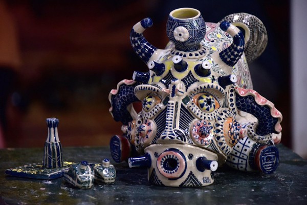 Installationsausstellung zeitgenössischer Keramik “Loong Koong” eröffnet - ảnh 1