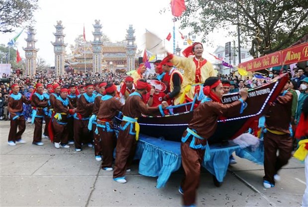 Fest der Fischer in Zentralvietnam - ảnh 1