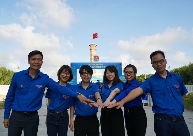 Startzeremonie der Kampagne „Jugendfreiwillige im Sommer“ - ảnh 1