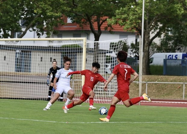 Die vietnamesische Fußballmannschaft der Frauen gewinnt den zweiten Sieg in Deutschland - ảnh 1