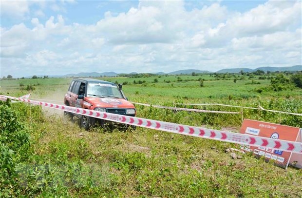 Vietnamesische und internationale Rennfahrer nehmen am Offroad-Rennen in Dak Lak teil - ảnh 1