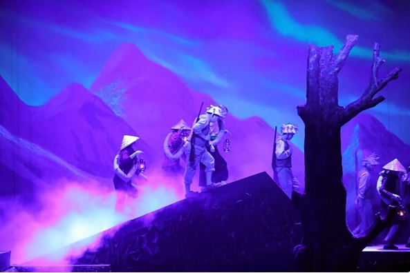 Das Theaterstück „Dien Bien ruft” vorgestellt - ảnh 1