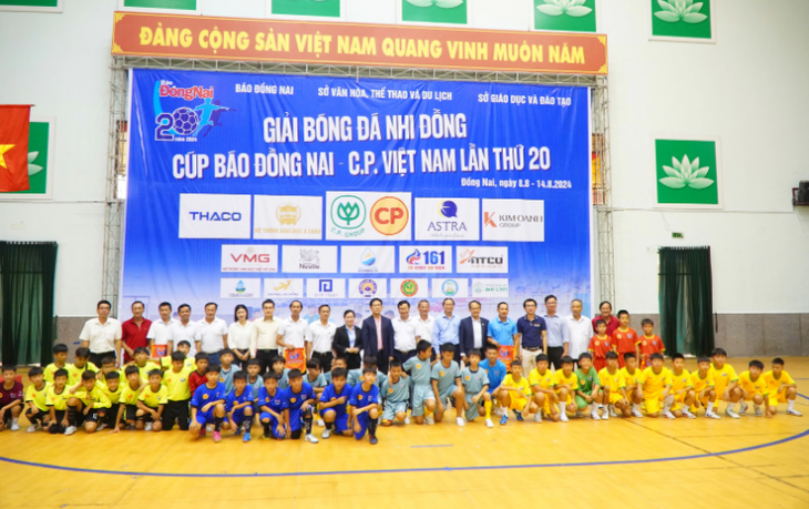 Eröffnung des Kinderfußballturniers in Dong Nai - ảnh 1