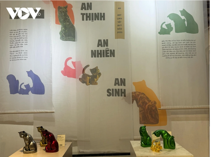 Ausstellung über traditionelle Kunstwerke in Hanoi - ảnh 1