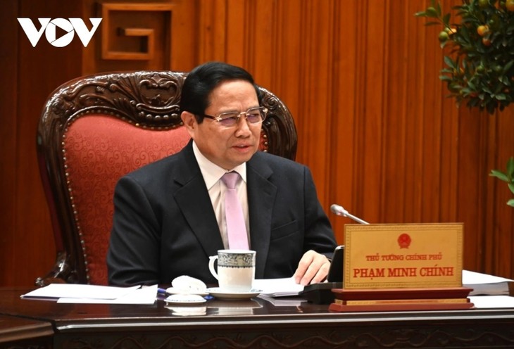 Premierminister Pham Minh Chinh leitet Sitzung über die Verkleinerung des Regierungsapparats  - ảnh 1