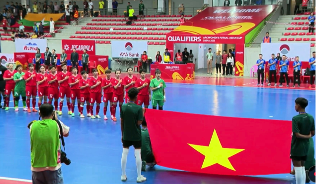 Die vietnamesische Futsal-Mannschaft der Frauen besiegt gegen Myanmar im Eröffnungsspiel des Asien-Turniers - ảnh 1