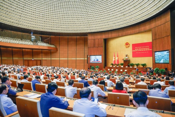 Meinungen der Bevölkerung zur Änderung der Verfassung sammeln - ảnh 1