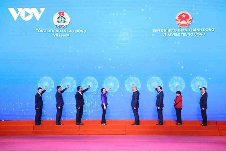 Start des Aktionsmonats für Arbeitssicherheit und des Arbeitermonats 2025 - ảnh 1