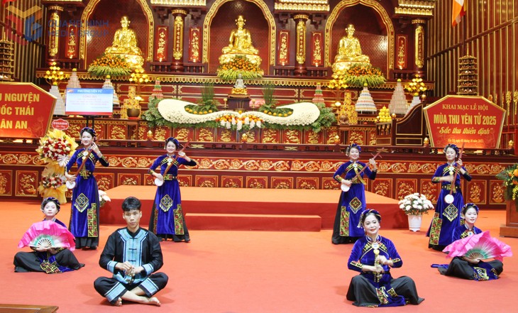 Eröffnung des Yen Tu-Herbstfestes 2025 - ảnh 1