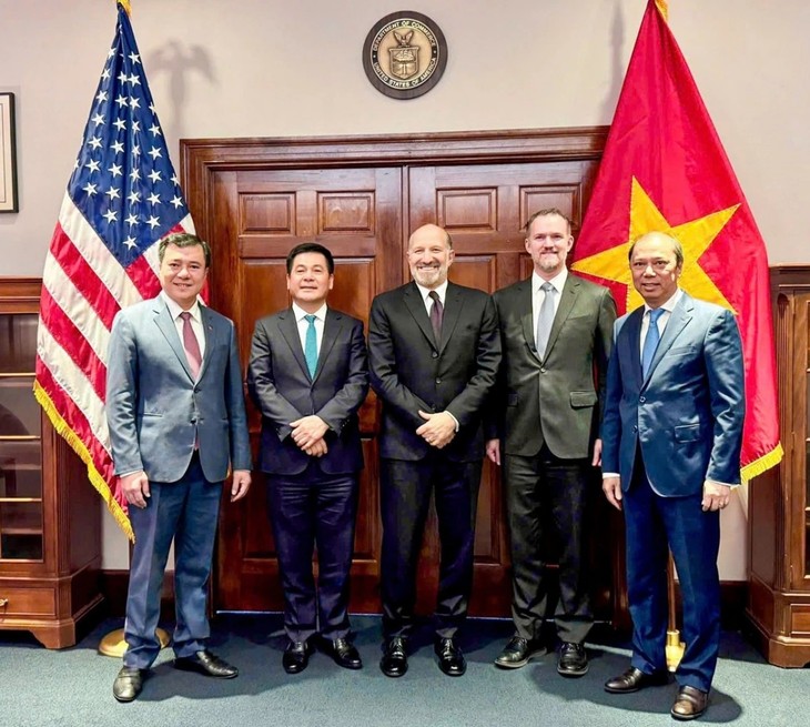 Erklärung zwischen Vietnam und den USA zum Rahmen eines gegenseitigen, fairen und ausgewogenen Handelsabkommens - ảnh 1