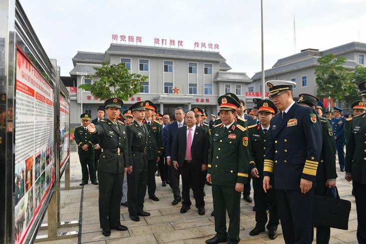 Sinnvolle Aktivitäten an der Grenze vertiefen die Beziehungen zwischen Vietnam und China - ảnh 2