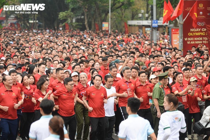 Olympischer Lauftag – Für die Gesundheit aller Menschen - ảnh 1