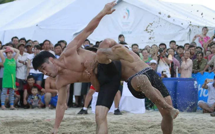 Vietnam ist der Austragungsort der Weltmeisterschaften im Beach-Wrestling 2026 - ảnh 1