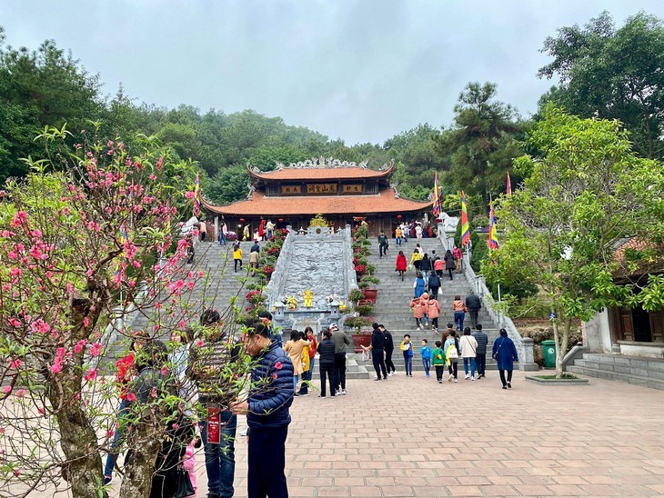 만세사표(萬世師表) 쭈반안(Chu Văn An) 선생 사원 - ảnh 1