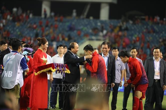 베트남 지도부, SEA Games 31 금메달 수여 - ảnh 1