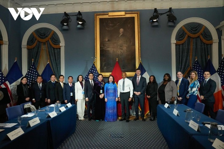 보 티 아인 쑤언 부주석, 뉴욕 시장과 면담 ‘美-베트남 관계, 새로운 발전 단계로 진입 ••’ - ảnh 2