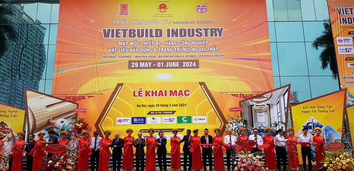 2024년 하노이 VIETBUILD INDUSTRY 국제 전시회 개최 - ảnh 1