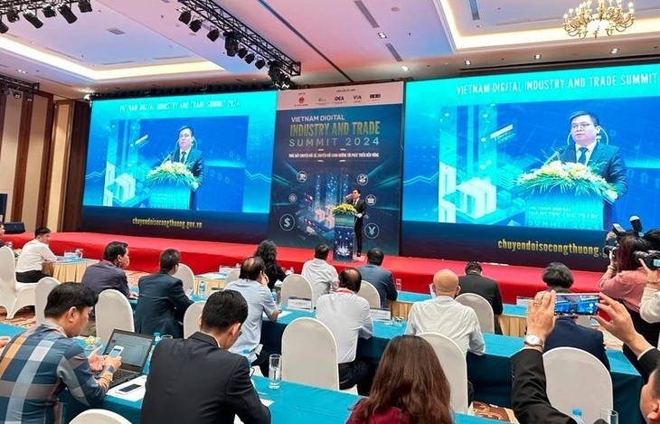 베트남 상공 분야의 디지털 전환 촉진, 지속가능한 발전 지향 - ảnh 1