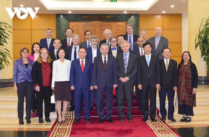 2024년 빈퓨처상 시상식··세계 최우수 과학자 5명 시상 - ảnh 3