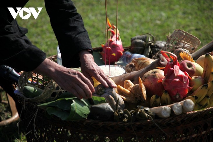 라이쩌우 꽁족의 독특한 전통 명절, 응오 축제 - ảnh 2