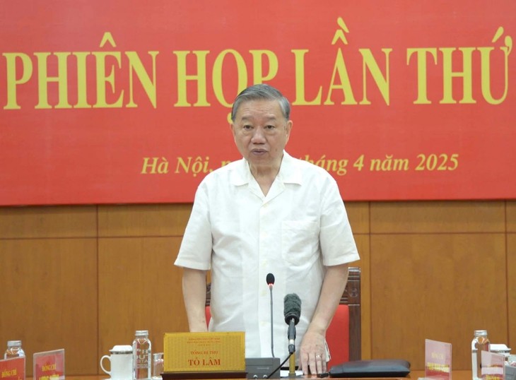 또 럼 당 서기장, 베트남 조직 간소화 중앙 지도부 회의 주재 - ảnh 1