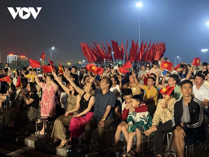 선라성 소수민족, 국가통일 축제를 향해 - ảnh 2