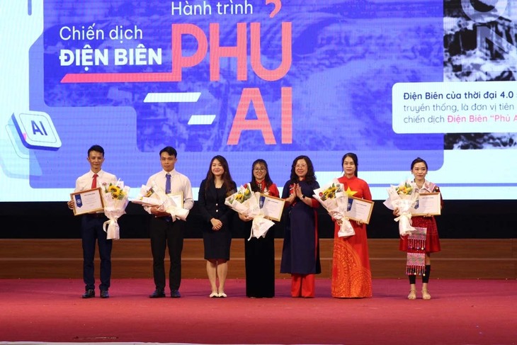디엔비엔 ‘AI 보급의 여정’ 캠페인 및 ‘디지털 평민학무’ 운동 발대 - ảnh 1