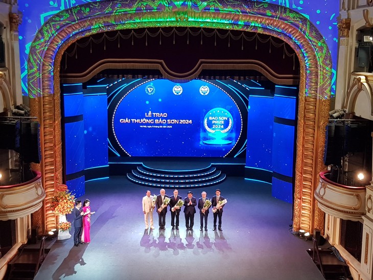 2024 바오선 상 시상식 - ảnh 1
