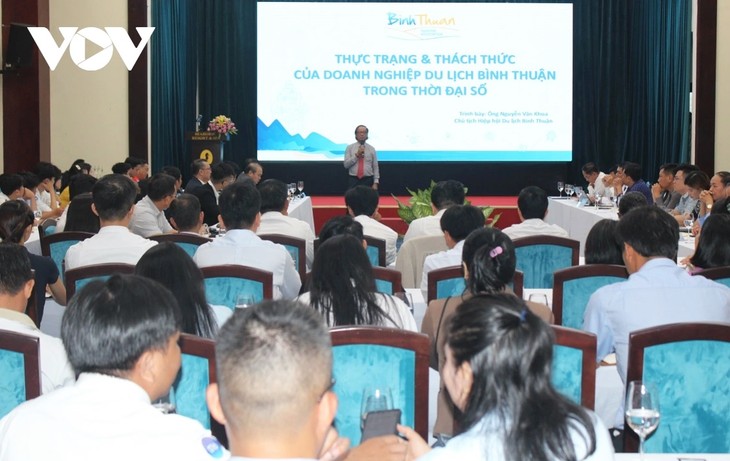 빈투언, 관광 개발에 디지털 전환 및 AI 활용 - ảnh 1