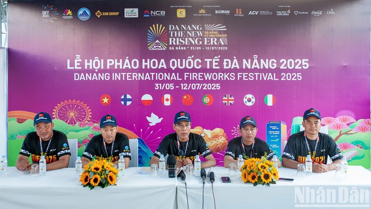 2025년 다낭 국제 불꽃축제 5월 31일 밤 개막  - ảnh 1