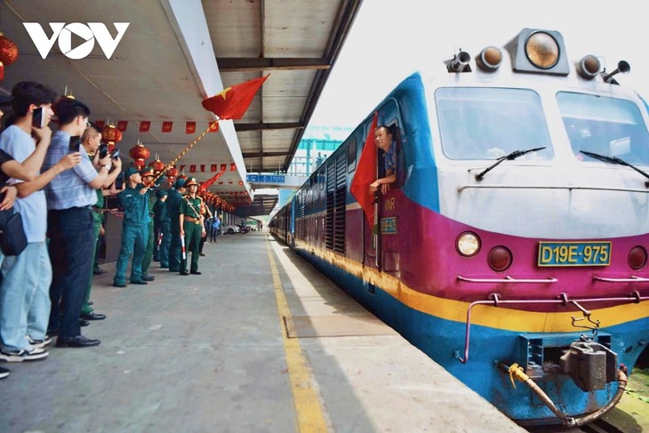 독립​기념일 80주년 기념 국군 시가행진 참여 부대, 하노이 도착 - ảnh 1