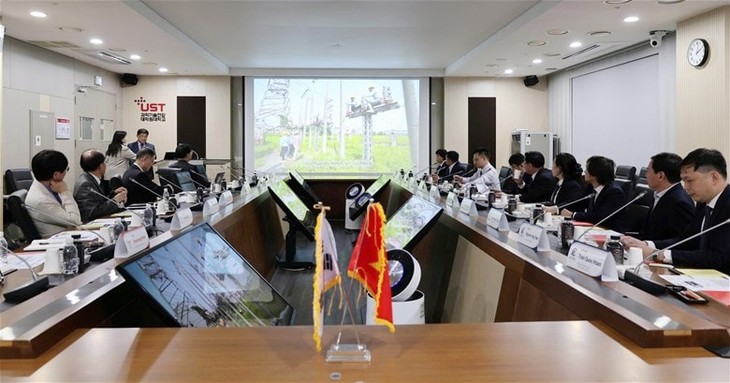 베트남 전력대학, 韓 과학기술연합대학원대학교와 협력 확대 - ảnh 1