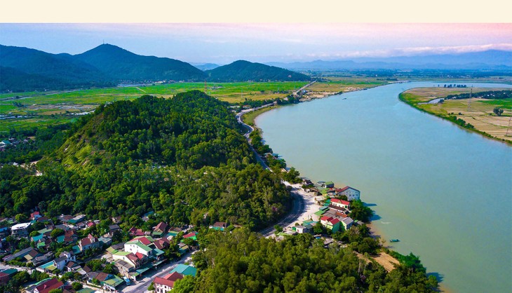 하띤 – 사랑을 품은 ‘비잠’ 민요의 선율 - ảnh 2