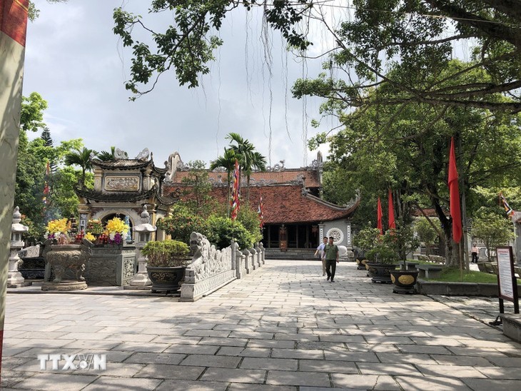 꼰선-끼엡박 유적지, 9월 말 주말 기간 약 6만5천 명 관광객 유치 - ảnh 1