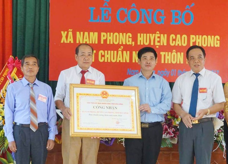 ស្រុក Cao Phong ពង្រីកកំលាំងនៃប្រជាជនទាំងមូលដើម្បីកសាងជនបទថ្មី - ảnh 1