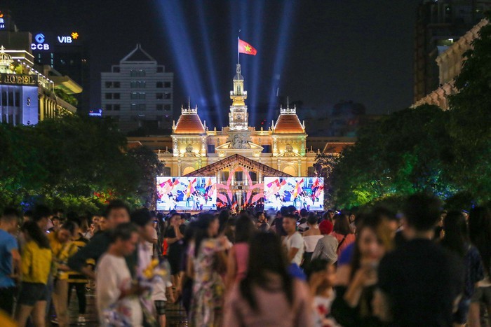 សកម្មភាពរំលឹកខួបលើកទី៧៣ ទិវាបុណ្យឯករាជ្យជាតិនៃប្រទេសវៀតណាមនៅទីក្រុងហូជីមិញ - ảnh 1