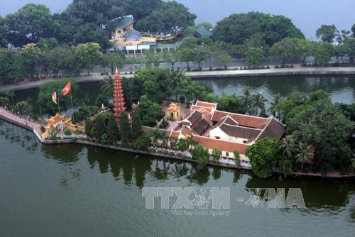 បឹង Tay (បឹងខាងលិច) - រមណីយដ្ឋានគួរអោយចាប់អារម្មណ៍នៅរដ្ឋធានី ហាណូយ - ảnh 2