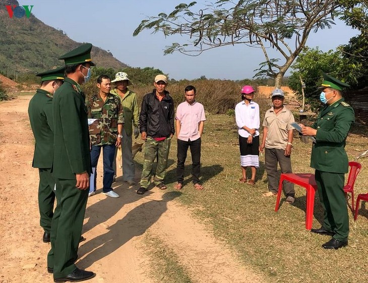 ខេត្ត-ក្រុងទូទាំងប្រទេសបង្កើនការងារបង្ការទប់ស្កាត់វីរុស Covid-19 - ảnh 2